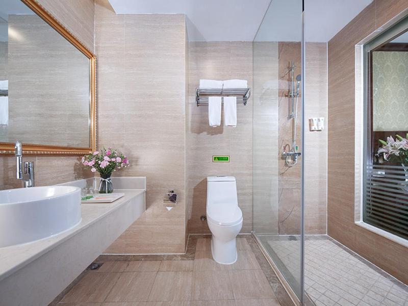 Vienna Hotel Guiyang Exhibition Center エクステリア 写真