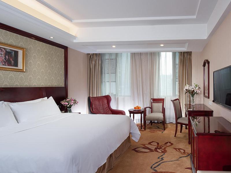 Vienna Hotel Guiyang Exhibition Center エクステリア 写真