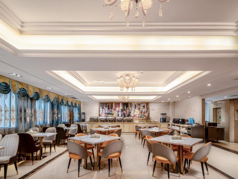 Vienna Hotel Guiyang Exhibition Center エクステリア 写真