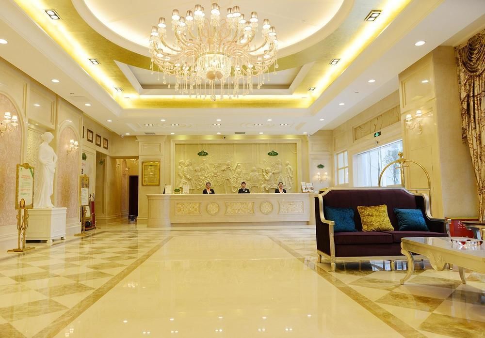 Vienna Hotel Guiyang Exhibition Center エクステリア 写真